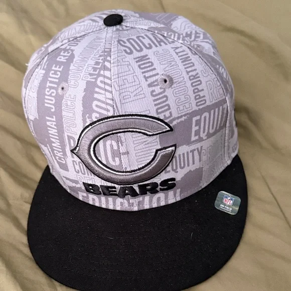 NFL Bears Gray and Black Cap - Picture 1 of 10